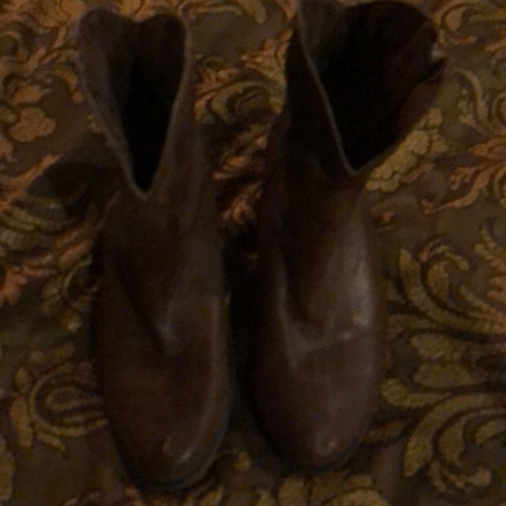 Ankle boots